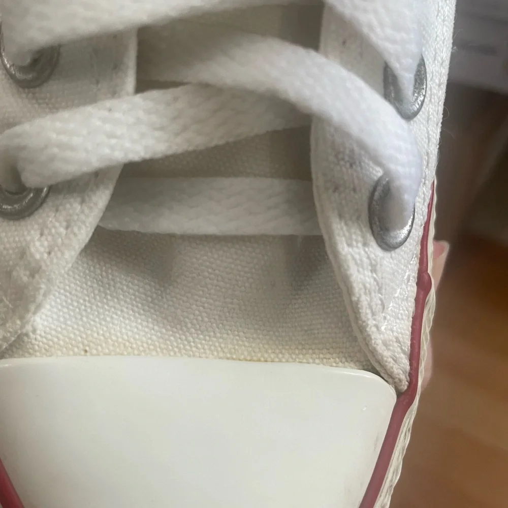 Converse Chuck Taylor All-Star Unisex White Low Top Sneakers Women’s 7 Men’s 5 - Picture 13 of 16